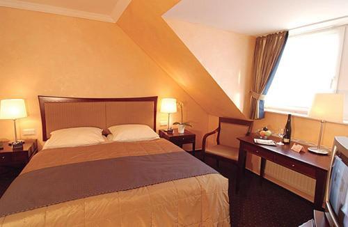 Hotel Ambiente トリーア 部屋 写真